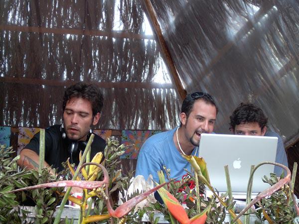  Bildname: IM001324.jpg 
 Breite: 600 Pixel 
 H�he: 450 Pixel 
 Gr�sse: 85 kB 