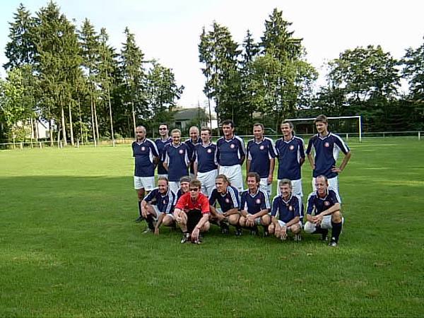  Bildname: IM000202.jpg 
 Breite: 600 Pixel 
 H�he: 450 Pixel 
 Gr�sse: 88 kB 