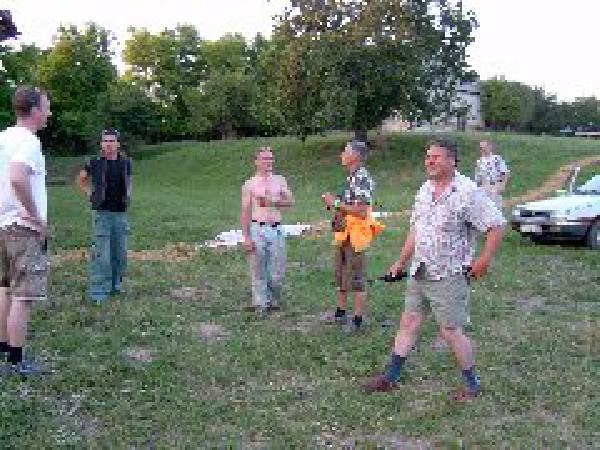  Bildname: 159.jpg 
 Breite: 240 Pixel 
 H�he: 180 Pixel 
 Gr�sse: 20 kB 