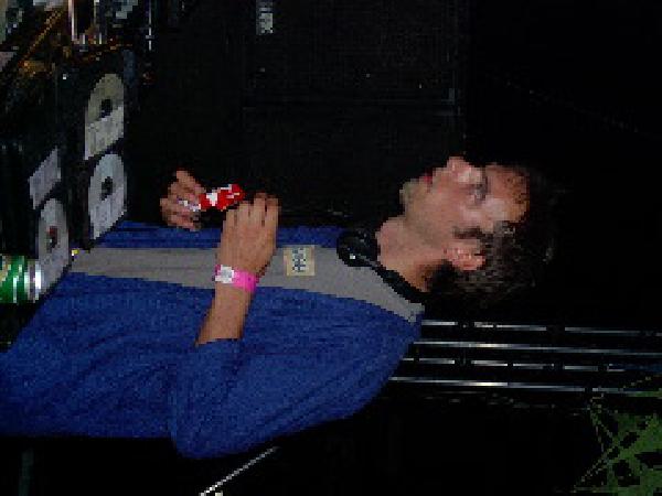  Bildname: 216.jpg 
 Breite: 240 Pixel 
 H�he: 180 Pixel 
 Gr�sse: 17 kB 