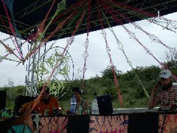  Bildname: 225.jpg 
 Breite: 240 Pixel 
 H�he: 180 Pixel 
 Gr�sse: 19 kB 