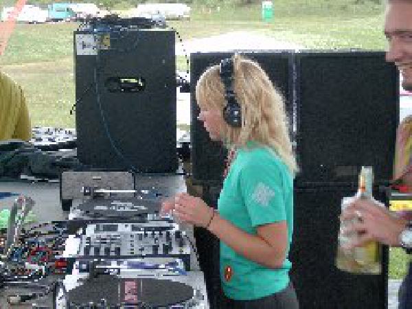  Bildname: 227.jpg 
 Breite: 240 Pixel 
 H�he: 180 Pixel 
 Gr�sse: 19 kB 