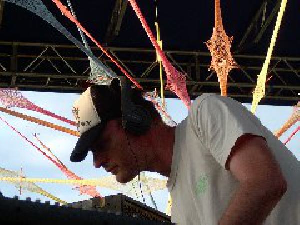  Bildname: 234.jpg 
 Breite: 240 Pixel 
 H�he: 180 Pixel 
 Gr�sse: 19 kB 