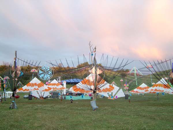  Bildname: IM000327.jpg 
 Breite: 600 Pixel 
 H�he: 450 Pixel 
 Gr�sse: 47 kB 