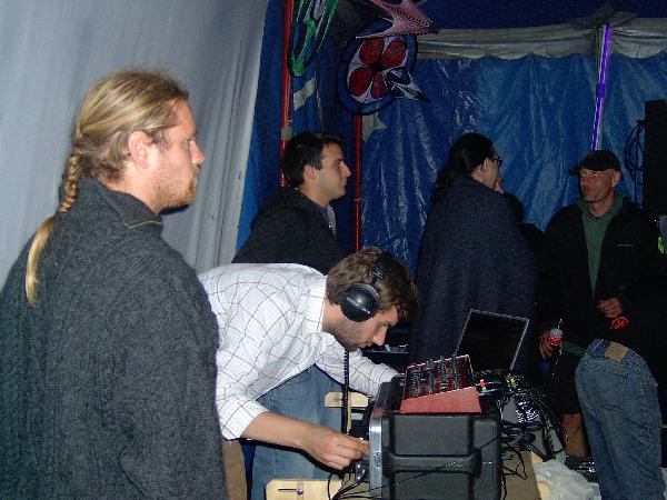  Bildname: IM000381.jpg 
 Breite: 2048 Pixel 
 H�he: 1536 Pixel 
 Gr�sse: 742 kB 