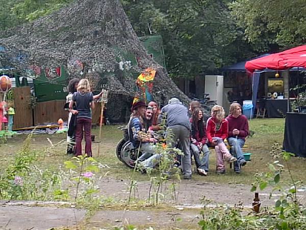  Bildname: IM000409.JPG 
 Breite: 640 Pixel 
 H�he: 480 Pixel 
 Gr�sse: 67 kB 