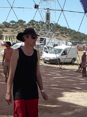  Bildname: 00633.jpg 
 Breite: 600 Pixel 
 H�he: 800 Pixel 
 Gr�sse: 74 kB 