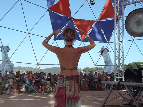  Bildname: 00640.jpg 
 Breite: 600 Pixel 
 H�he: 450 Pixel 
 Gr�sse: 64 kB 