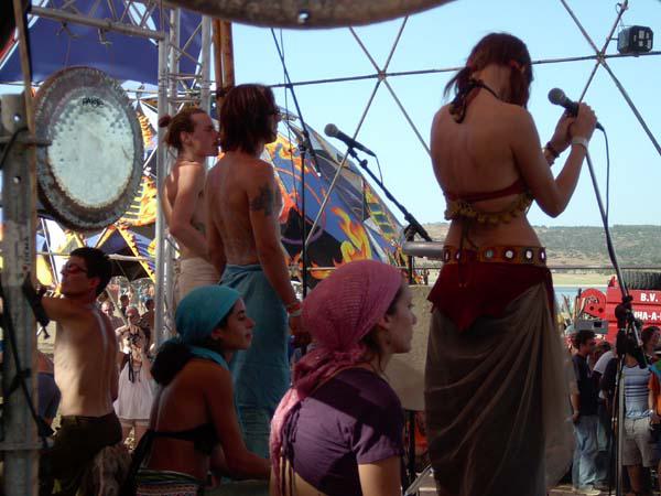  Bildname: 00642.jpg 
 Breite: 600 Pixel 
 H�he: 450 Pixel 
 Gr�sse: 64 kB 