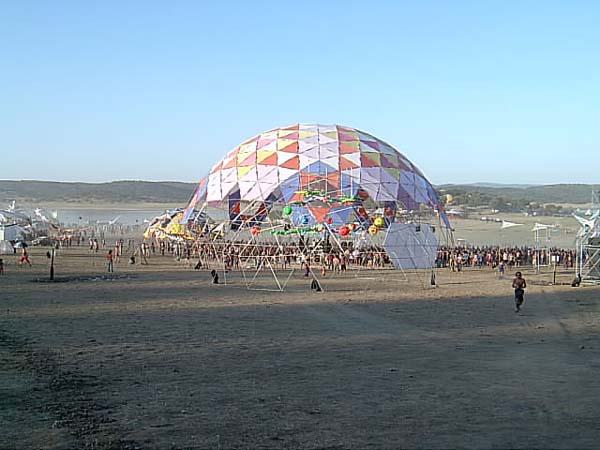  Bildname: 00656.jpg 
 Breite: 600 Pixel 
 H�he: 450 Pixel 
 Gr�sse: 47 kB 