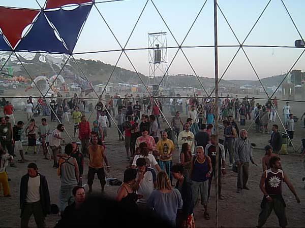  Bildname: 671.jpg 
 Breite: 600 Pixel 
 H�he: 450 Pixel 
 Gr�sse: 58 kB 