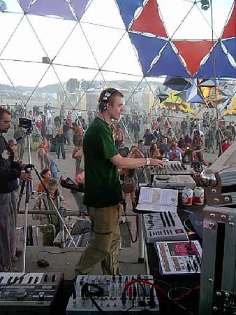  Bildname: 675.jpg 
 Breite: 600 Pixel 
 H�he: 800 Pixel 
 Gr�sse: 97 kB 