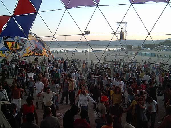  Bildname: 676.jpg 
 Breite: 600 Pixel 
 H�he: 450 Pixel 
 Gr�sse: 60 kB 