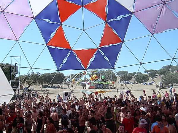  Bildname: 687.jpg 
 Breite: 600 Pixel 
 H�he: 450 Pixel 
 Gr�sse: 75 kB 