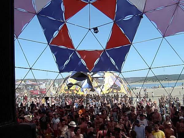  Bildname: 689.jpg 
 Breite: 600 Pixel 
 H�he: 450 Pixel 
 Gr�sse: 69 kB 