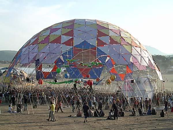  Bildname: 699.jpg 
 Breite: 600 Pixel 
 H�he: 450 Pixel 
 Gr�sse: 67 kB 