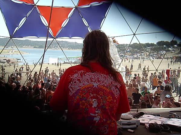  Bildname: 719.jpg 
 Breite: 600 Pixel 
 H�he: 450 Pixel 
 Gr�sse: 62 kB 