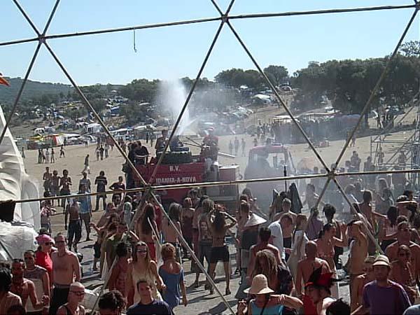  Bildname: IM000729.jpg 
 Breite: 600 Pixel 
 H�he: 450 Pixel 
 Gr�sse: 71 kB 