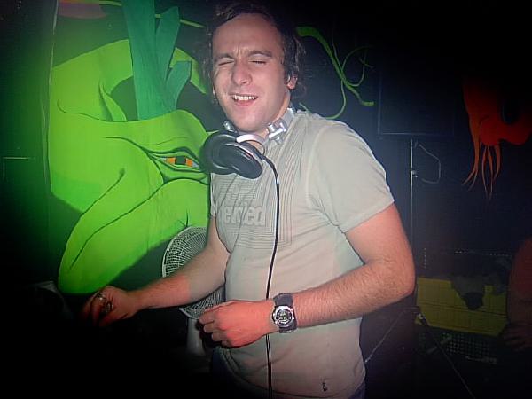  Bildname: IM000829.JPG 
 Breite: 640 Pixel 
 H�he: 480 Pixel 
 Gr�sse: 56 kB 