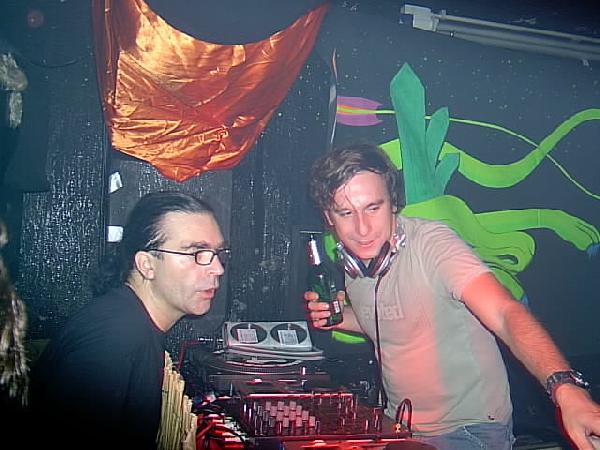  Bildname: IM000836.JPG 
 Breite: 640 Pixel 
 H�he: 480 Pixel 
 Gr�sse: 58 kB 