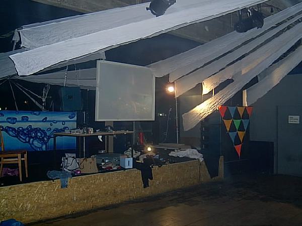  Bildname: IM000942.JPG 
 Breite: 640 Pixel 
 H�he: 480 Pixel 
 Gr�sse: 59 kB 