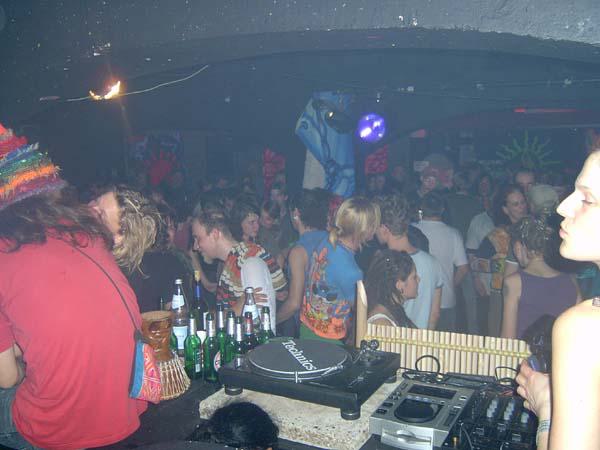  Bildname: IM001563.jpg 
 Breite: 600 Pixel 
 H�he: 450 Pixel 
 Gr�sse: 46 kB 