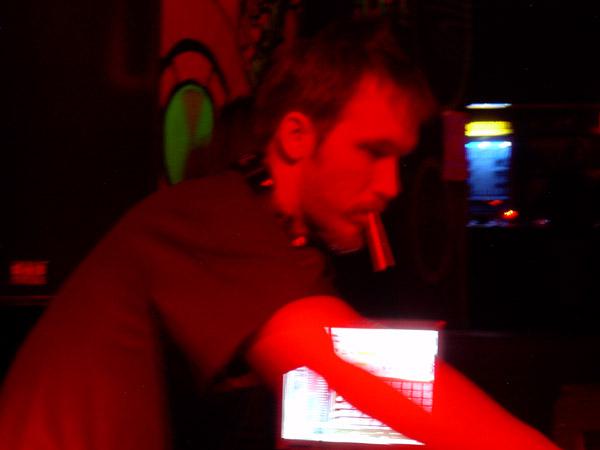  Bildname: vier.jpg 
 Breite: 600 Pixel 
 H�he: 450 Pixel 
 Gr�sse: 50 kB 