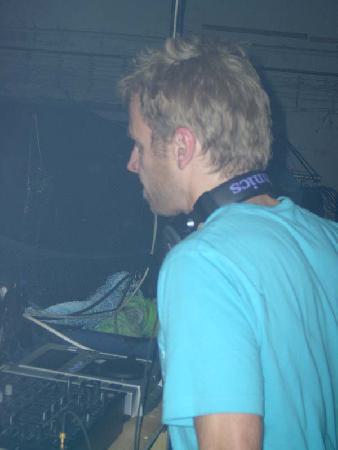  Bildname: IM001967.jpg 
 Breite: 600 Pixel 
 H�he: 800 Pixel 
 Gr�sse: 38 kB 