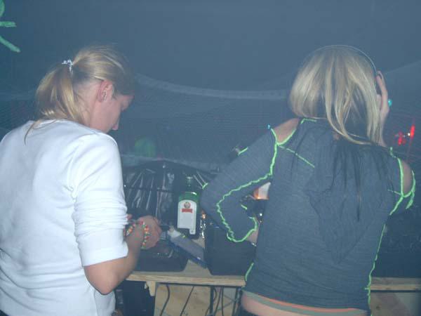  Bildname: IM002000.jpg 
 Breite: 600 Pixel 
 H�he: 450 Pixel 
 Gr�sse: 31 kB 