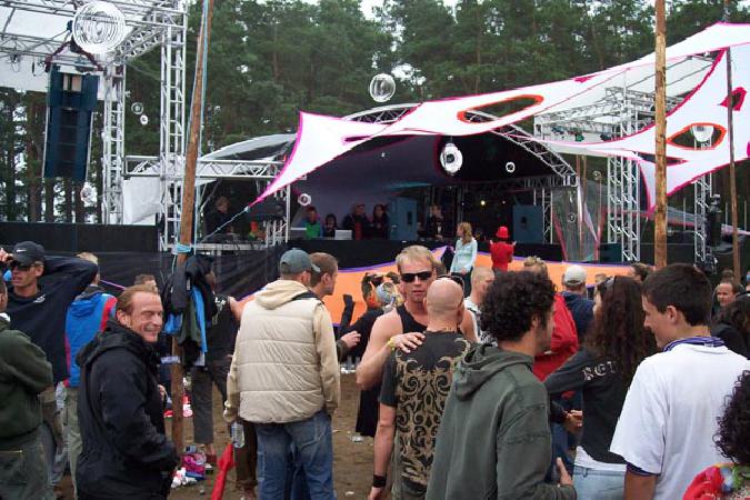  Bildname: 100_7428.jpg 
 Breite: 600 Pixel 
 H�he: 400 Pixel 
 Gr�sse: 87 kB 