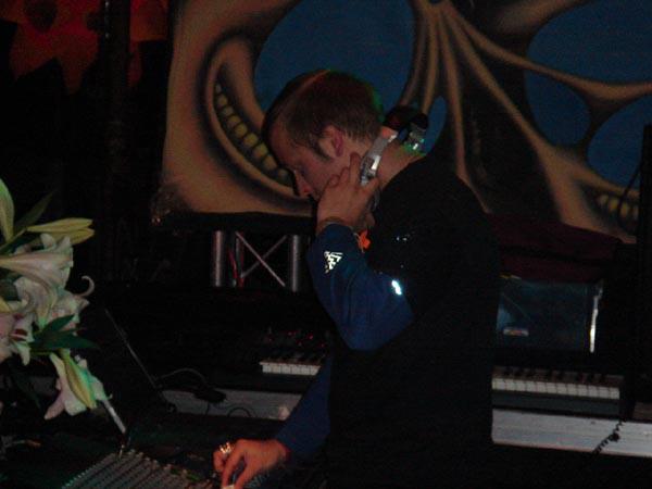  Bildname: DSC00094.jpg 
 Breite: 600 Pixel 
 H�he: 450 Pixel 
 Gr�sse: 45 kB 