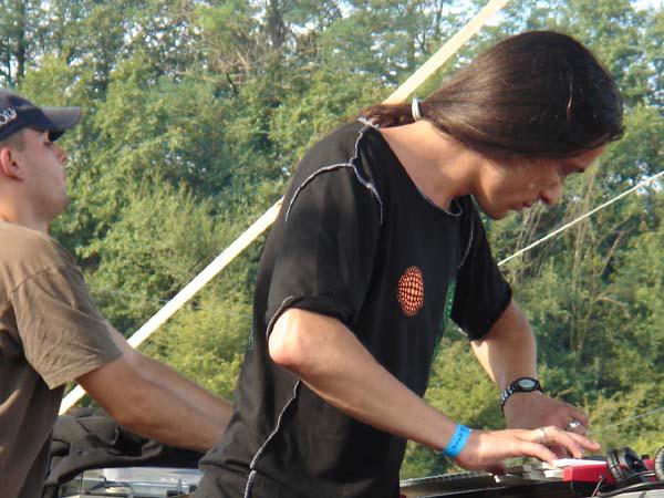  Bildname: DSC00604.jpg 
 Breite: 600 Pixel 
 H�he: 450 Pixel 
 Gr�sse: 76 kB 