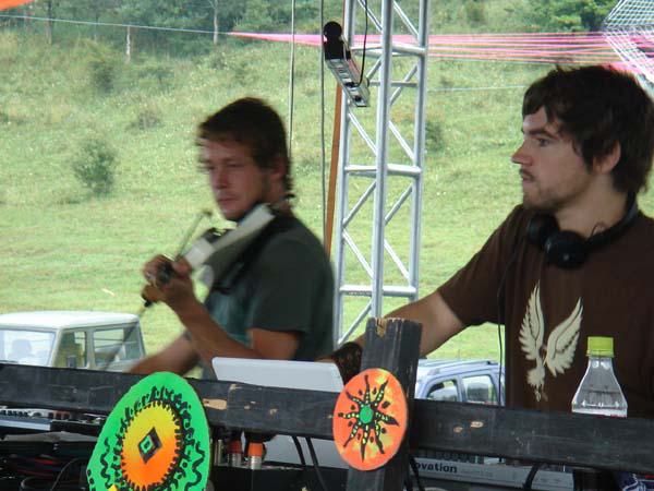  Bildname: DSC00899.jpg 
 Breite: 600 Pixel 
 H�he: 450 Pixel 
 Gr�sse: 72 kB 