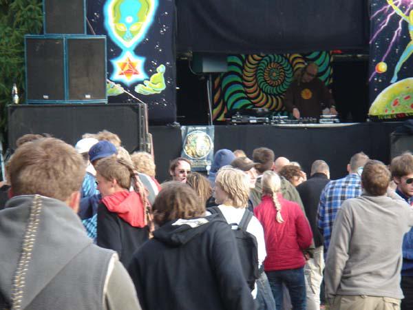  Bildname: DSC00302.jpg 
 Breite: 600 Pixel 
 H�he: 450 Pixel 
 Gr�sse: 66 kB 