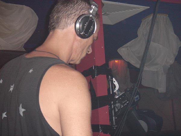  Bildname: DSC01340.jpg 
 Breite: 600 Pixel 
 H�he: 450 Pixel 
 Gr�sse: 48 kB 