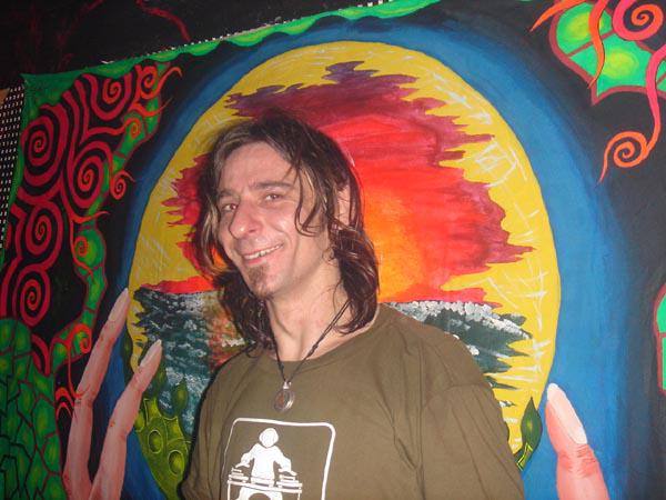  Bildname: DSC01879.jpg 
 Breite: 600 Pixel 
 H�he: 450 Pixel 
 Gr�sse: 78 kB 