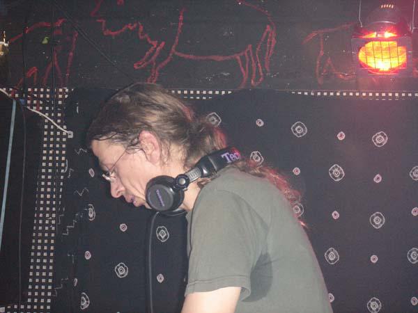  Bildname: DSC01938.jpg 
 Breite: 600 Pixel 
 H�he: 450 Pixel 
 Gr�sse: 49 kB 