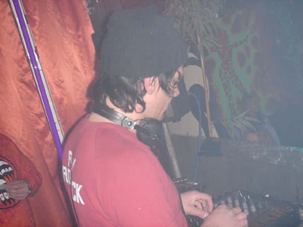  Bildname: DSC01971.jpg 
 Breite: 600 Pixel 
 H�he: 450 Pixel 
 Gr�sse: 40 kB 