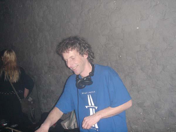  Bildname: DSC02129.jpg 
 Breite: 600 Pixel 
 H�he: 450 Pixel 
 Gr�sse: 40 kB 