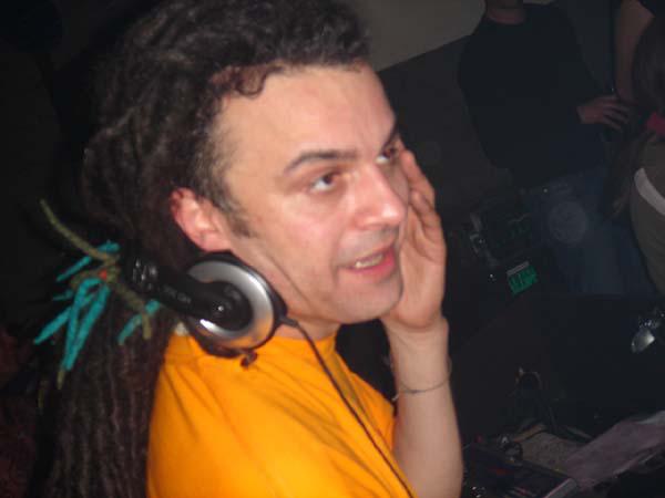  Bildname: DSC02170.jpg 
 Breite: 600 Pixel 
 H�he: 450 Pixel 
 Gr�sse: 36 kB 