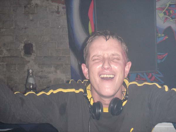  Bildname: DSC02173.jpg 
 Breite: 600 Pixel 
 H�he: 450 Pixel 
 Gr�sse: 39 kB 