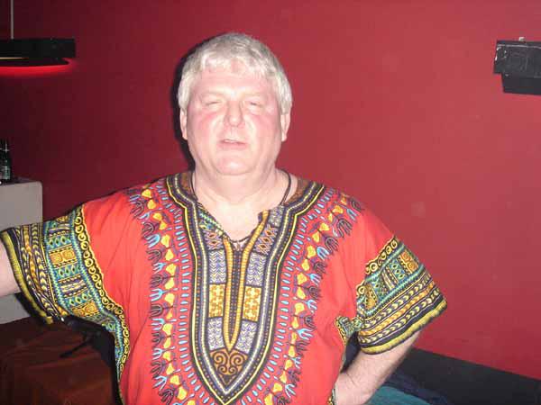  Bildname: 2220.jpg 
 Breite: 600 Pixel 
 H�he: 450 Pixel 
 Gr�sse: 54 kB 