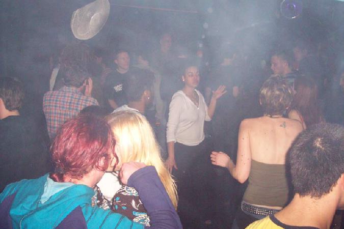  Bildname: 100_9750.jpg 
 Breite: 800 Pixel 
 H�he: 533 Pixel 
 Gr�sse: 42 kB 