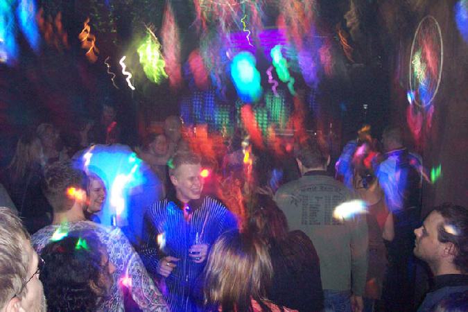  Bildname: 100_9937.jpg 
 Breite: 800 Pixel 
 H�he: 533 Pixel 
 Gr�sse: 63 kB 