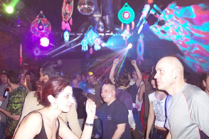  Bildname: 101_0001.jpg 
 Breite: 800 Pixel 
 H�he: 533 Pixel 
 Gr�sse: 69 kB 