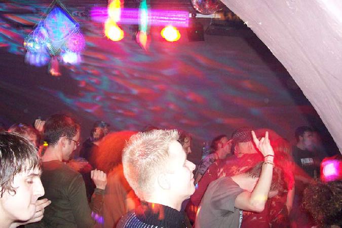  Bildname: 101_0020.jpg 
 Breite: 800 Pixel 
 H�he: 533 Pixel 
 Gr�sse: 58 kB 