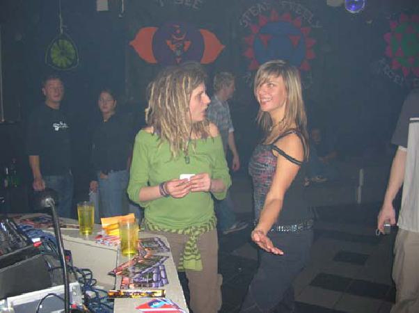  Bildname: DSCN4227.jpg 
 Breite: 535 Pixel 
 H�he: 400 Pixel 
 Gr�sse: 62 kB 