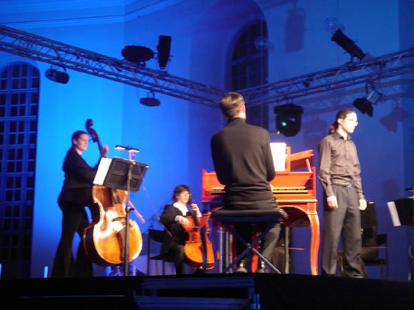  Bildname: DSC02671.jpg 
 Breite: 600 Pixel 
 H�he: 450 Pixel 
 Gr�sse: 72 kB 