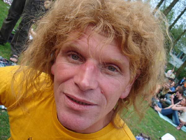  Bildname: DSC03085.jpg 
 Breite: 600 Pixel 
 H�he: 450 Pixel 
 Gr�sse: 68 kB 