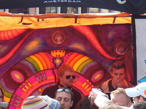  Bildname: DSC02927.jpg 
 Breite: 600 Pixel 
 H�he: 450 Pixel 
 Gr�sse: 77 kB 